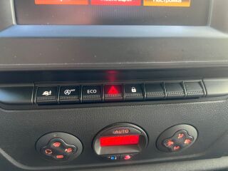 Renault Master Külmik THERMO KING V300 MAX 2.3 DCI 132кВ