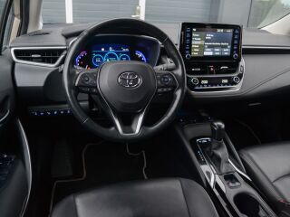 Toyota Corolla Luxury Plus 1.8 72kW