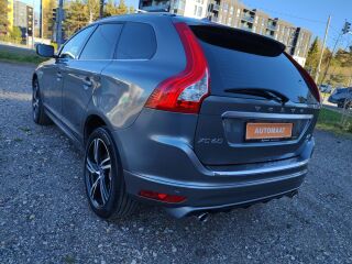 Volvo XC60 R-DESIGN AWD 2.4 D5 140kW