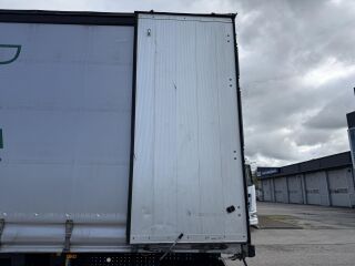 Schmitz Semitrailer Curtainsider Standard