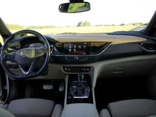Opel Insignia OPC-line 1.5 121кВ