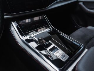 Audi Q7 Facelift 2024 S line 50 TDI quattro 3.0 210кВ