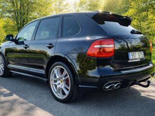 Porsche Cayenne GTS + PDCC õhkvedrustus 4.8 V8 V8 298kW
