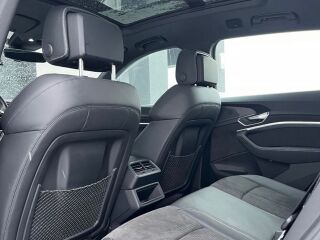 Audi e-tron E tron 55 300kw 158kW