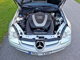 Mercedes-Benz SLK 350 3.5 V6 200kW