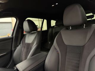 BMW 320 Touring G21 M Sport Melbourne-Red Metallic 2.0 140kW
