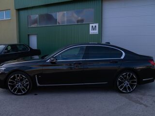 BMW 730 3.0 195kW