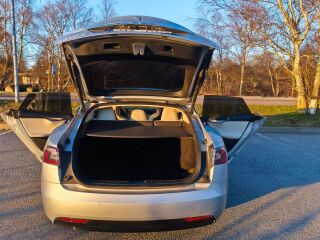 Tesla Model S 75D 158kW