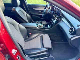 Mercedes-Benz C 220 2.0 143kW