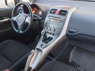 Toyota Auris 1.6 91kW