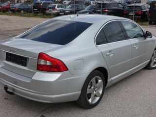 Volvo S80 Momentum Facelift 2.5 i 147kW