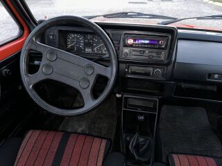 Volkswagen Golf 1 GTi 1.8 82kW