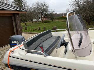 Yamarin 4610 50HP 4 takti 37kW