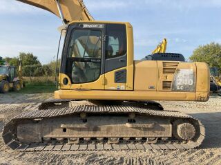 Komatsu