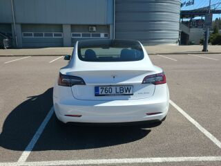 Tesla Model 3 Long Range awd 153kW