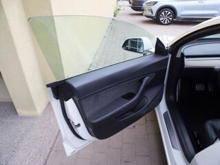 Tesla Model 3 Standard Range Plus 208kW