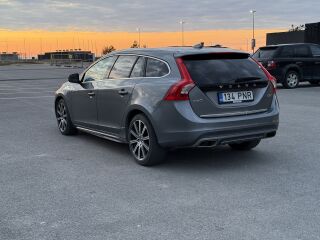 Volvo V60 Twin Engine 2.4 162kW
