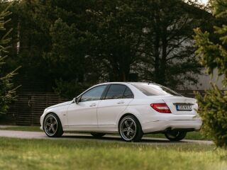 Mercedes-Benz C 180 2.1 88kW