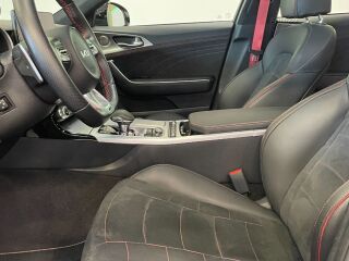 Kia Stinger T-GDI 3.3 269kW