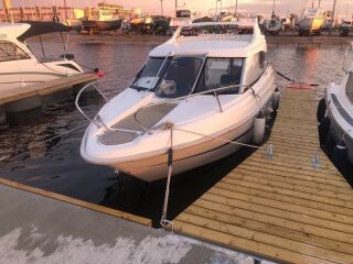 MV-Marin 6600 FC V6 Mercury Optimax 135