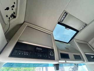 Volvo FH 750 6X4 + RETARDER + HIAB CRANE 552kW