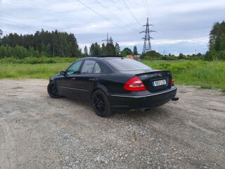 Mercedes-Benz E 500 Avangarde LPG 5.0 V8 225kW