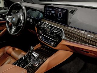 BMW 530 M-Paket X-Drive Facelift shadowline 3.0 210kW