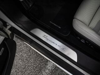 Porsche Taycan Cross Turismo 4S 420kW