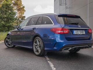Mercedes-Benz C 220 AMG Line 2.0 143kW