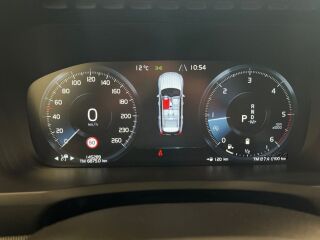 Volvo XC90 R-Design 2.0 173kW