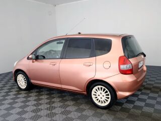 Honda Jazz Facelift 1.3 61kW
