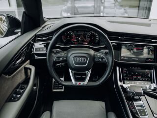 Audi Q8 Quattro S-line 3.0 170kW