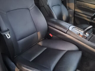 BMW 730 3.0 180кВ