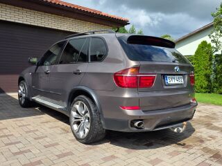 BMW X5 3.0 225kW