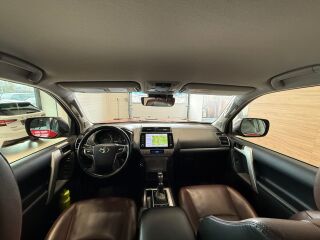 Toyota Land Cruiser Executive Technology Plus 2.8 150кВ