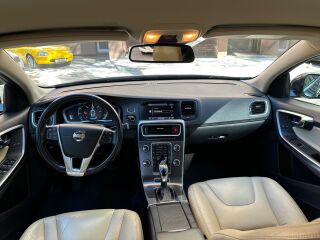 Volvo V60 Summum Plug-In Hybrid 2.4 D6 158kW