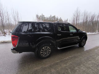 Nissan Navara NP300 Tekna 2.3 140кВ