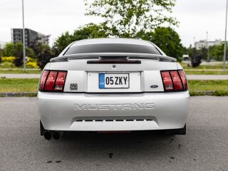 Ford Mustang 3.8 142кВ
