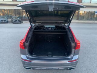 Volvo XC60 AWD R-design 2.0 140kW