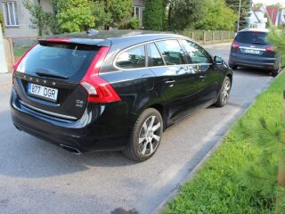 Volvo V60 Plug-in hybrid D6 2.4 PLUG IN HYBRID 158kW