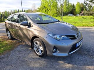 Toyota Auris 1.6 97kW