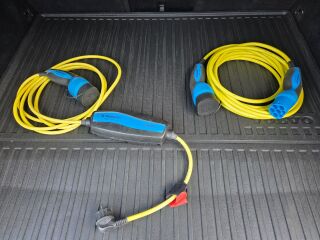 Volvo XC60 2.0 T8 Recharge PHEV pistikhübriid 288kW