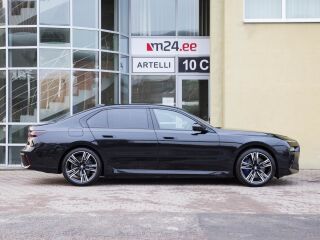 BMW 750 e Xdrive Individual 3.0 230kW
