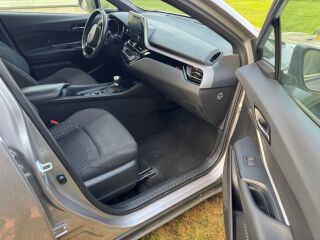 Toyota C-HR Business e-cvt hybrid 1.8 72kW