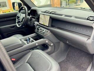 Land Rover Defender D250 X-DYNAMIC SE 183kW