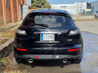 Infiniti FX45 4.5 V8 232kW