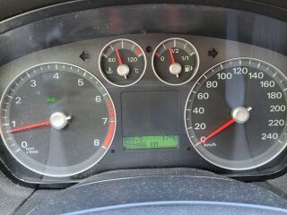 Ford Focus Ghia 1.6 TI- VCT 85kW