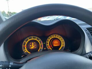 Toyota Auris 1.6 R4 91кВ