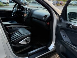 Mercedes-Benz ML 320 3.0 v6 165kW
