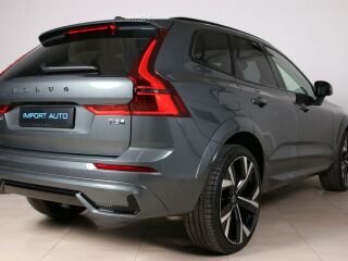 Volvo XC60 AWD ULTRA DARK LUXURY XENIUM FULL 2.0 T8 Recharge Long Range Plug-In-Hybrid MY26 335kW